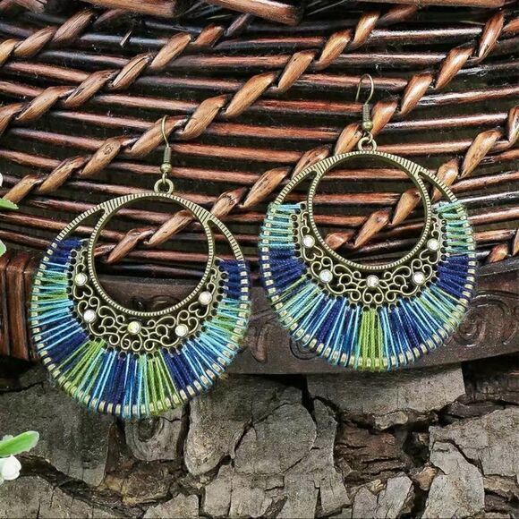 Boho super Neat Open Dangle Earrings NWT - Picture 3 of 5